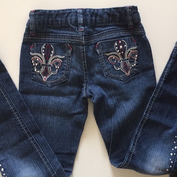 Jean - Picture 2 of 4